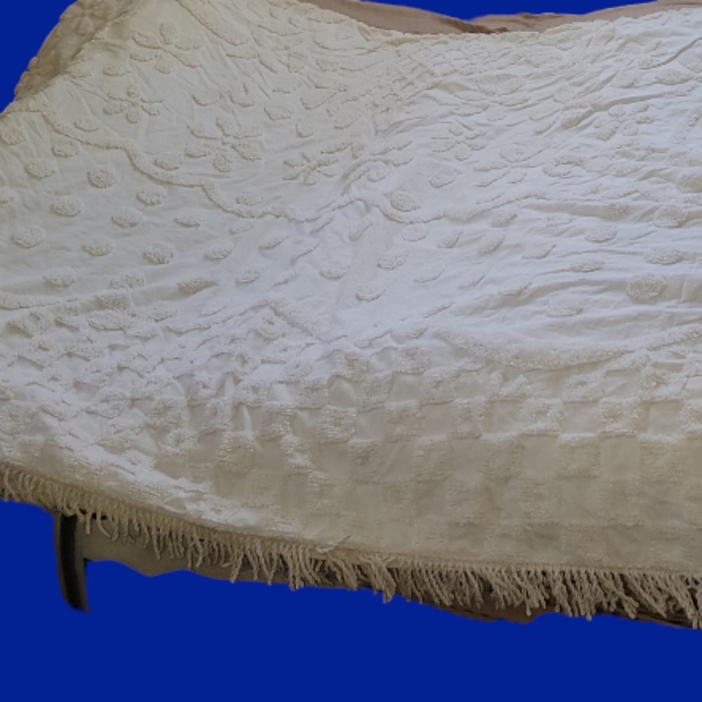 Vintage Chenille White Textured Cotton comforter/ Blanket with Fringe